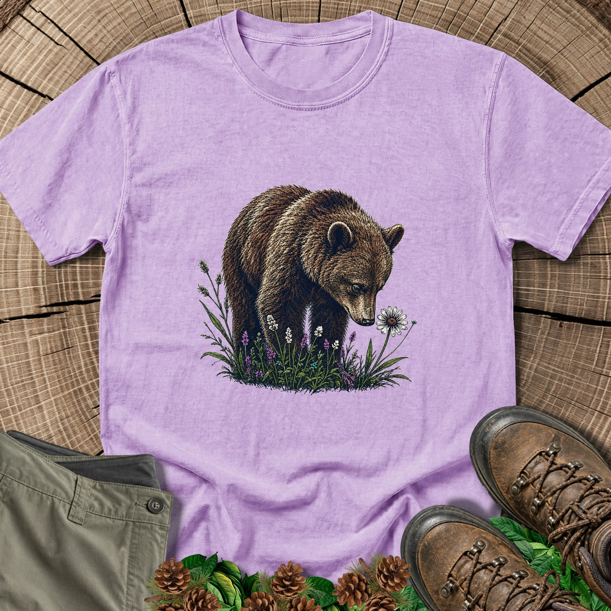 Bear In The Daisies T-Shirt in Orchid