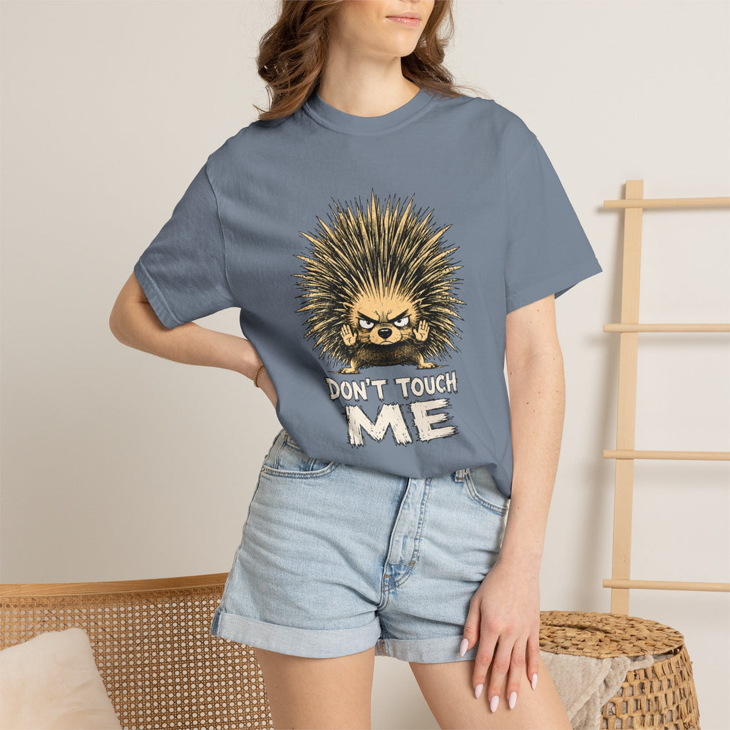 26.09-001-Don't Touch Me-Bold